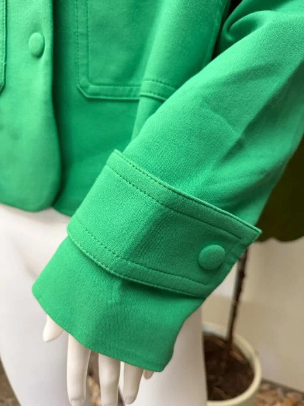 NWT Express Vibrant Green Cropped Utility Jacket - L